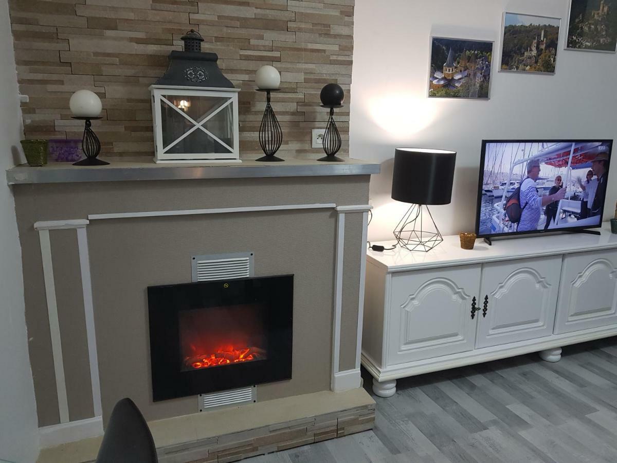 Appartement Carnus Rodez Eksteriør billede